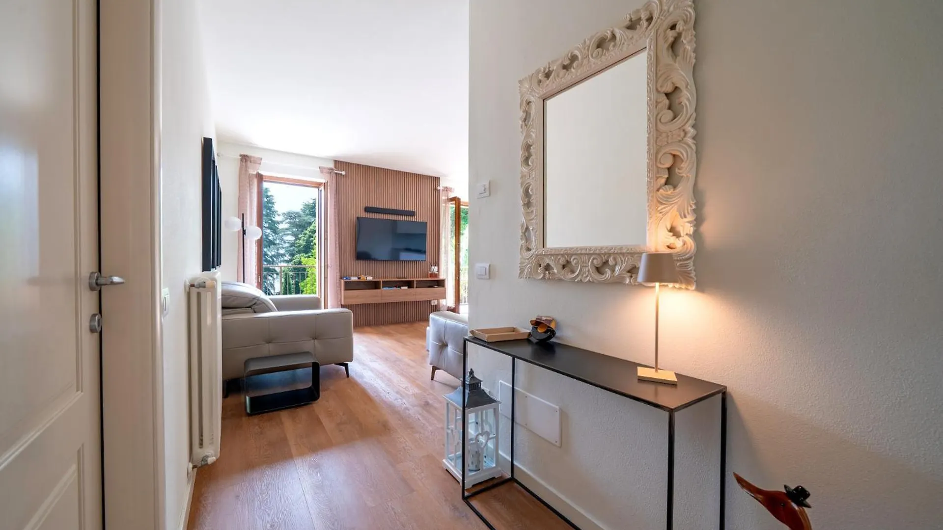 Casa Giallo Village Home-By Italian Apartaments Lenno